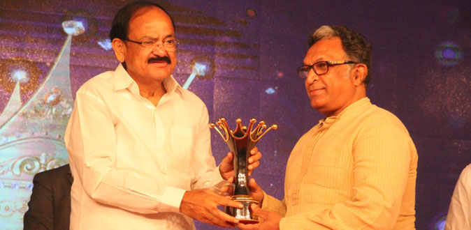 The first edition of the Magudam Awards witnessed M Nassar being bestowed with the Lifetime Achievement Award